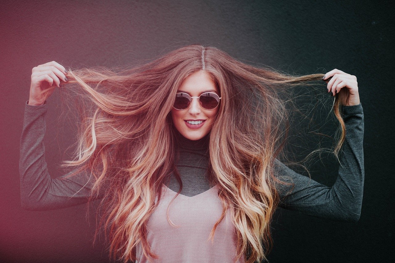 Efekt WOW – jak nadać objętość swoim włosom?